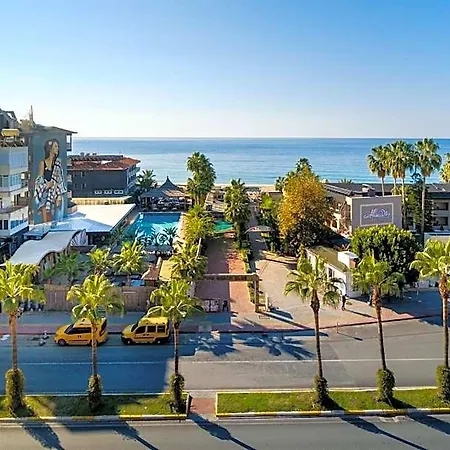Hotell Delfino 4*